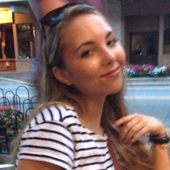 Meet your Posher, Julianne - Picture 1 of 1